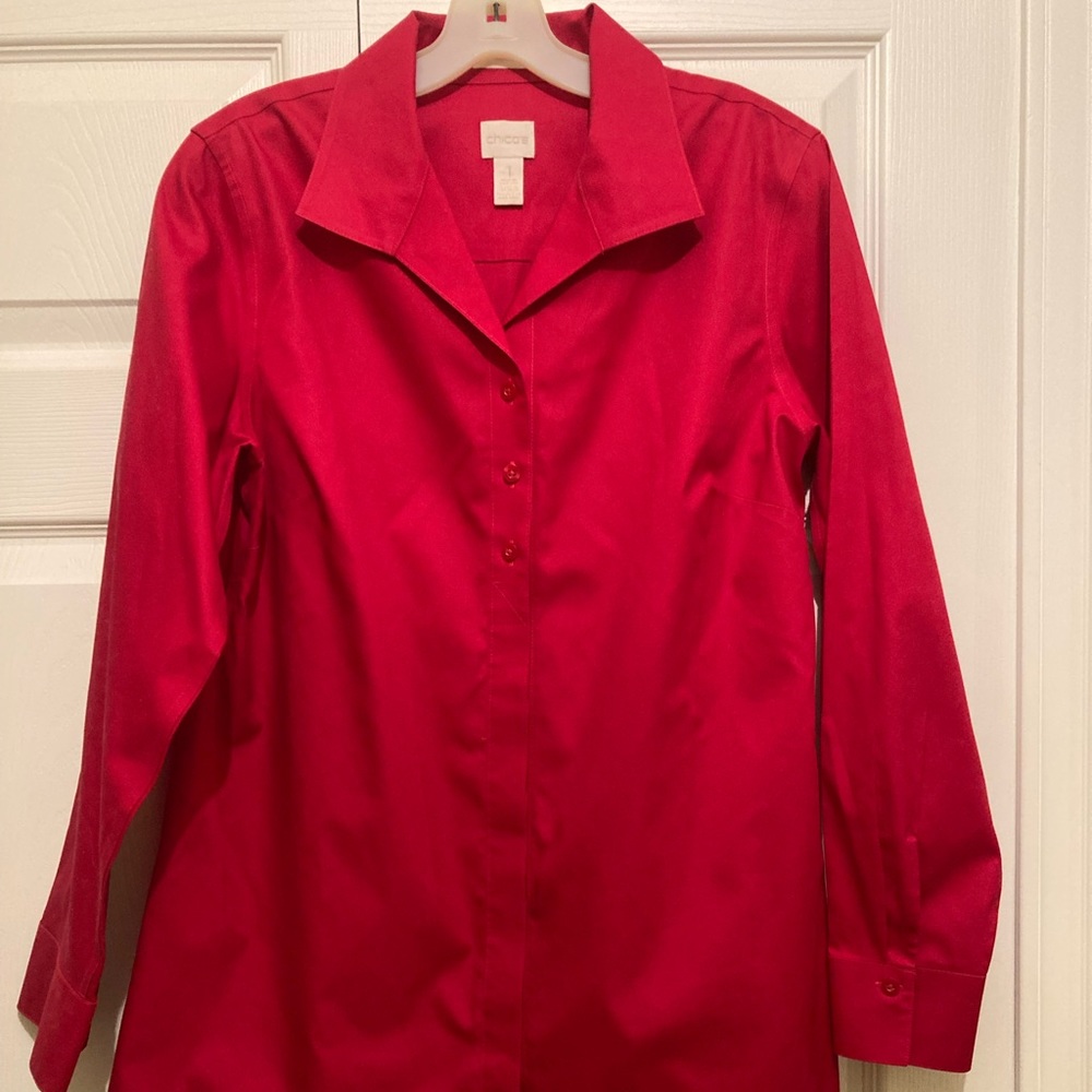 Chico’s like new Womens long length blouse size M